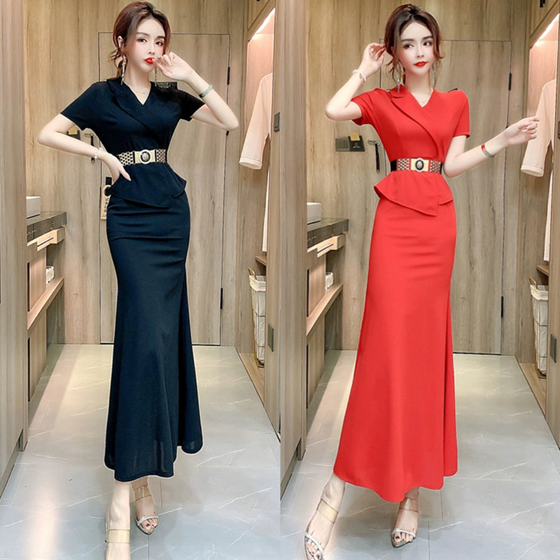 Red V-neck Evening Gown: Elegant Two-Piece Dress for Special Occasions