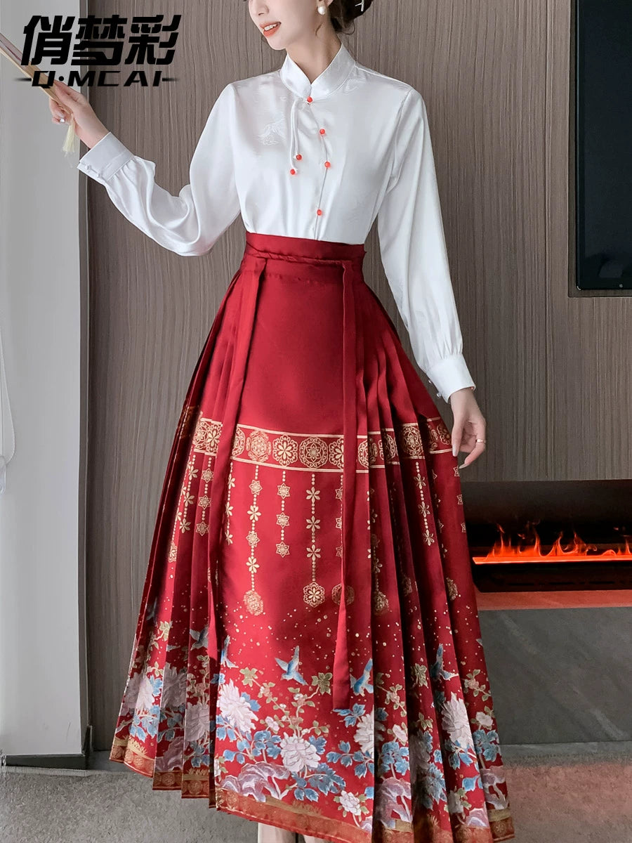 Elegant Chinese Engagement Dress: Traditional & Modern Style