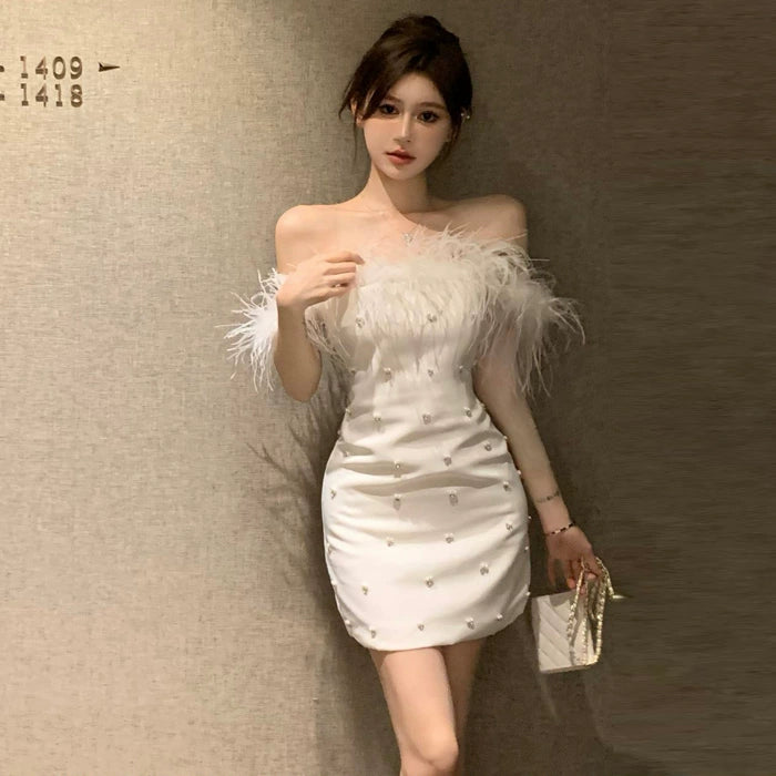Sophisticated Korean Style Fur Collar Dress: Elegant Bead Embellishments
