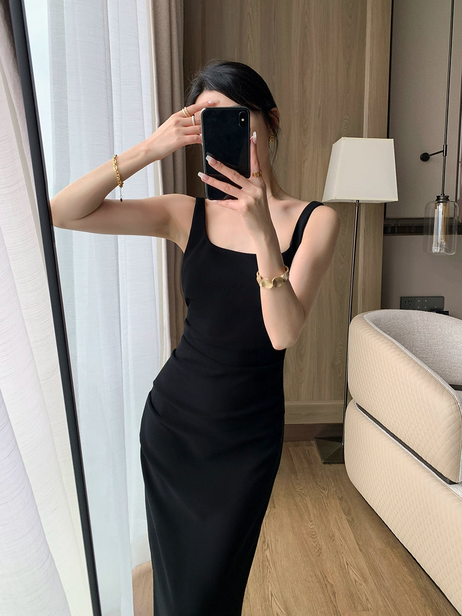 Guoge Black Waist Camisole Dress: Sophisticated Day-to-Night Elegance