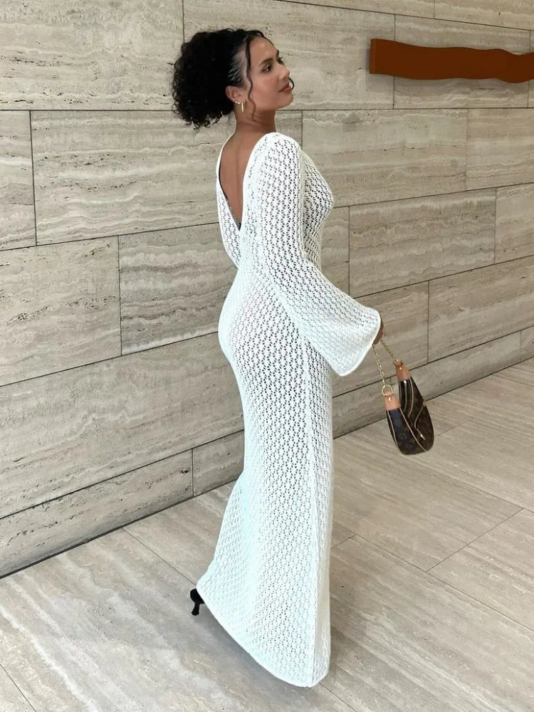 Tossy White Knit Maxi Dress: Elegantly Stylish Beach Cover-Up