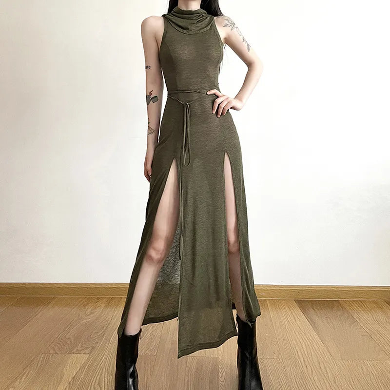 Gothic Desert Walker Hooded Dress: Edgy Streetwear for Bold Women