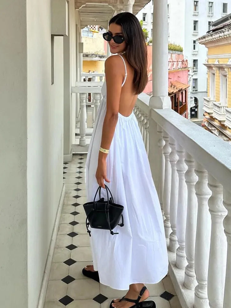 Elegant White Backless Midi Dress: Summer Fashion Statement Piece
